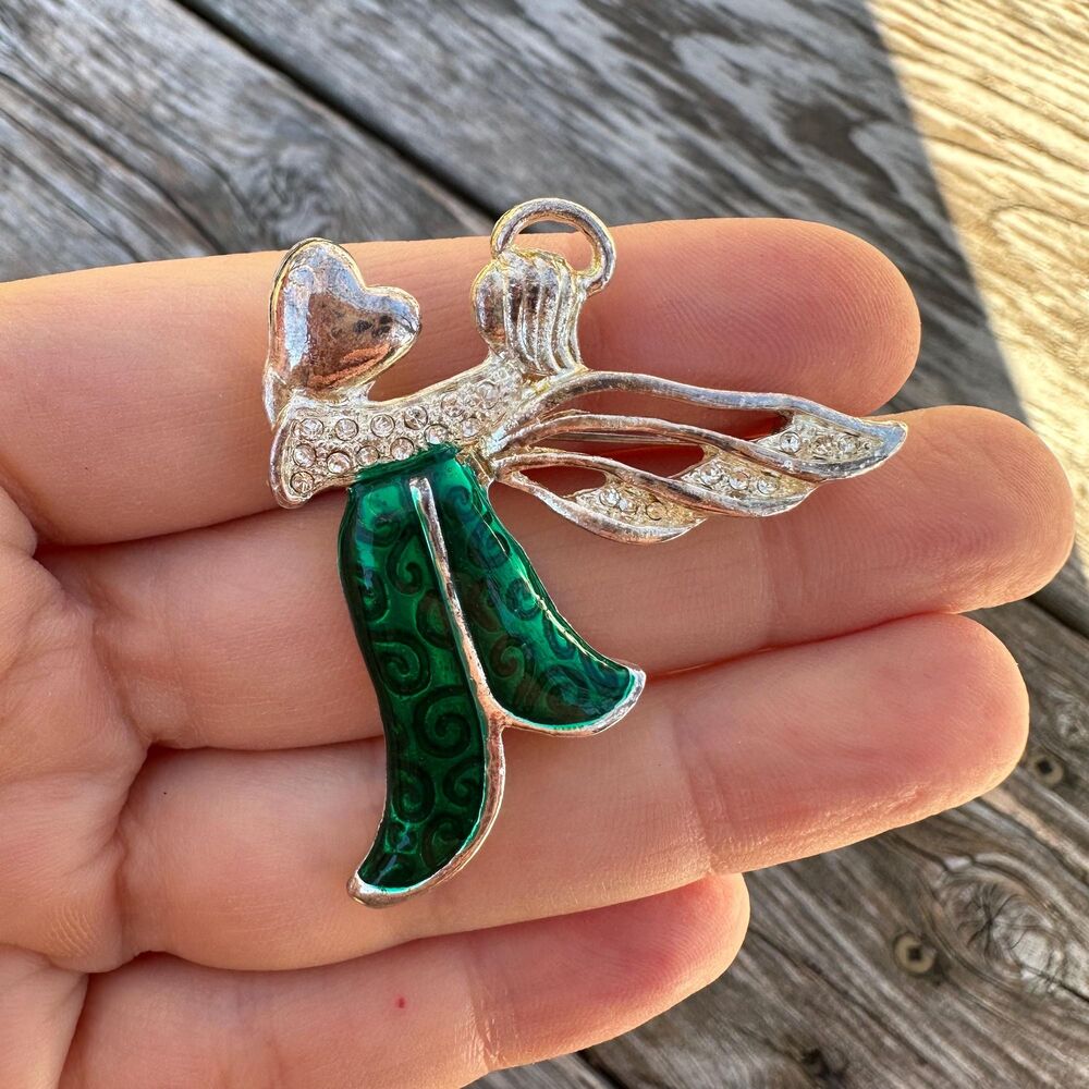 Vintage Jewelry Green Angel Brooch with Heart in Hands Pin